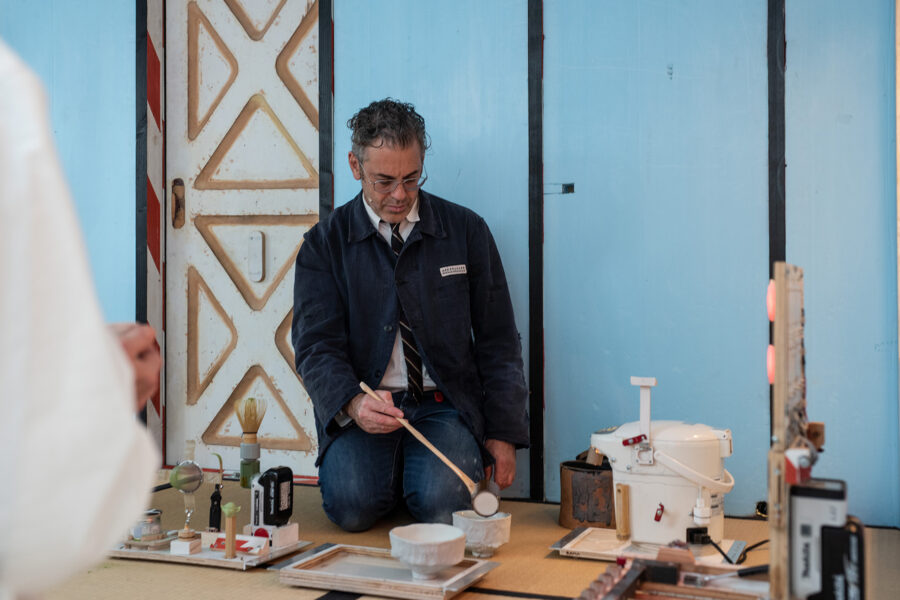 Tom Sachs Teezeremonie